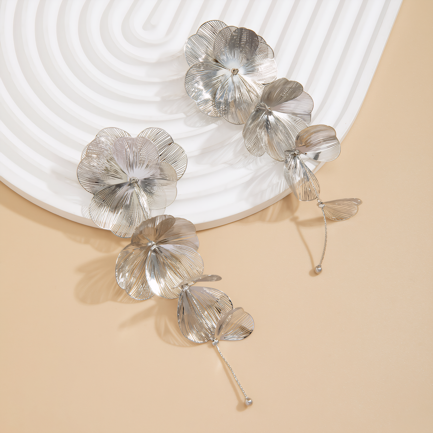 Handcrafted Copper Elegant Cascading Ginkgo Leaves Earrings