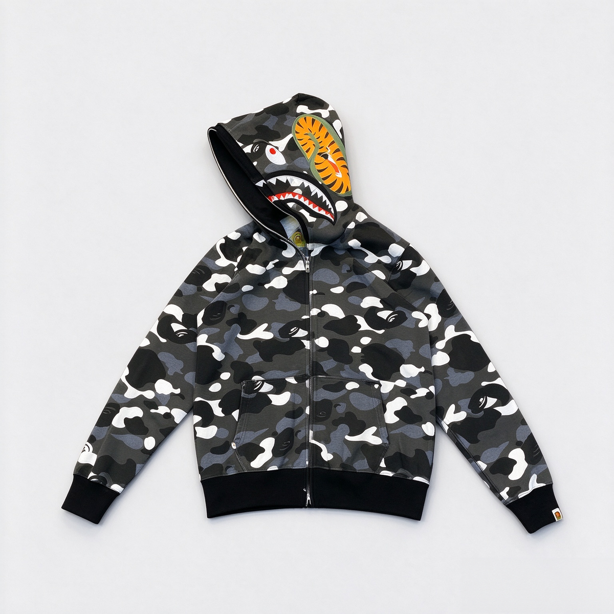 Shark Camo Zip-Up Hoodie – Streetwear Graphic Hoodie with Full Print Design 🦈🔥