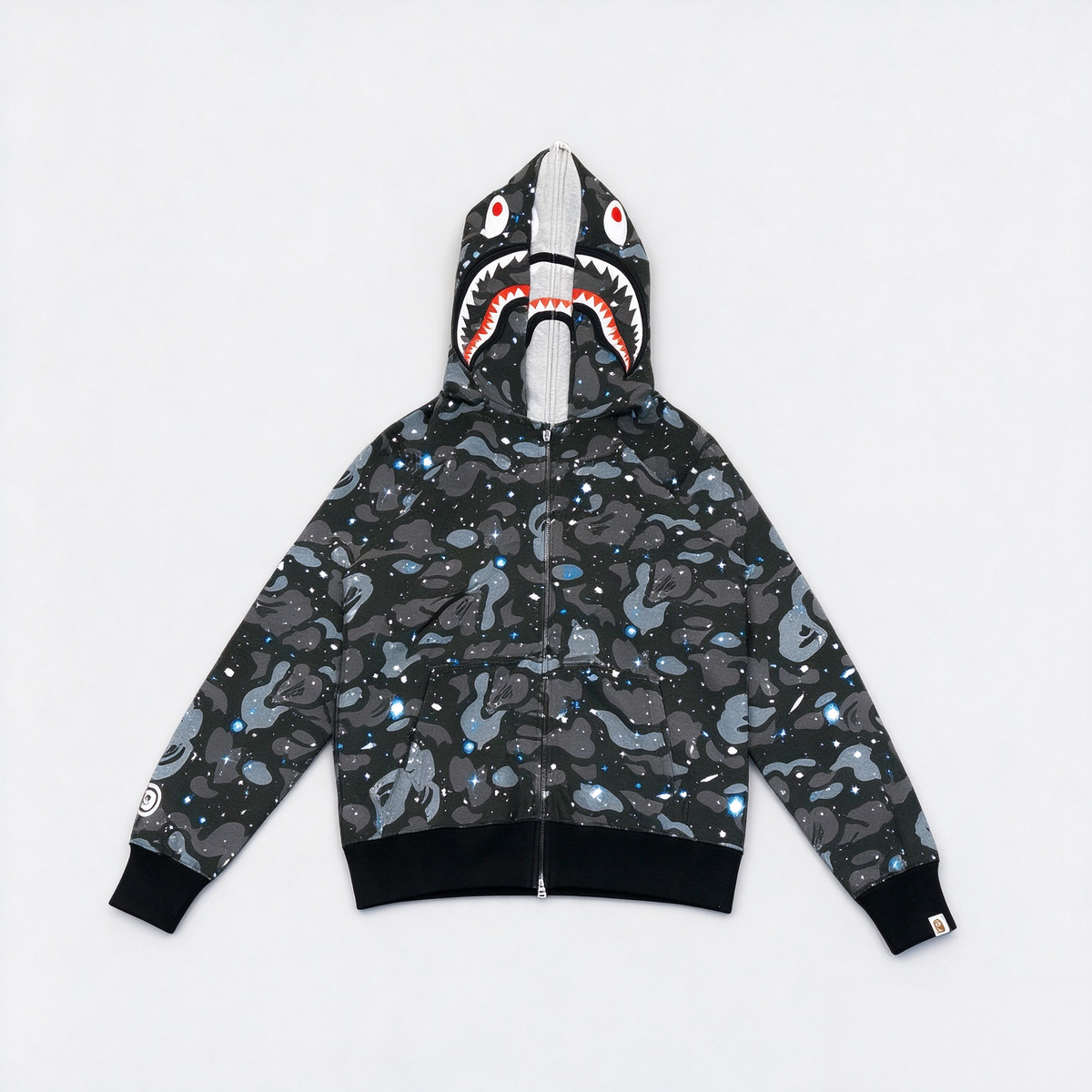 Shark Camo Zip-Up Hoodie – Streetwear Graphic Hoodie with Full Print Design 🦈🔥