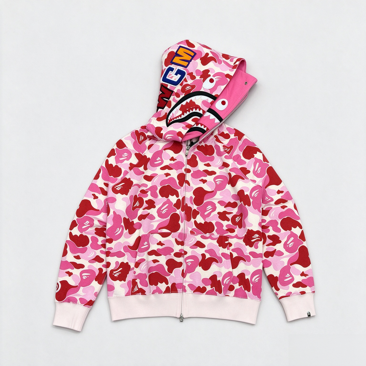 Shark Camo Zip-Up Hoodie – Streetwear Graphic Hoodie with Full Print Design 🦈🔥