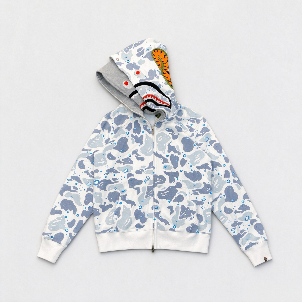 Shark Camo Zip-Up Hoodie – Streetwear Graphic Hoodie with Full Print Design 🦈🔥