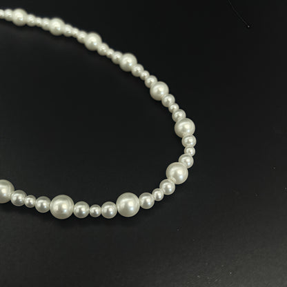 Handmake Elegant Pearl Necklace - Timeless Elegance for Every Occasion