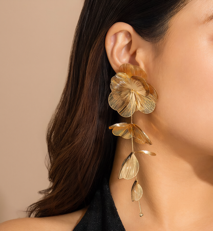 Handcrafted Copper Elegant Cascading Ginkgo Leaves Earrings
