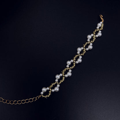 Bead and Artistic Pearl Bracelet