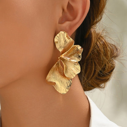 Unique Statement Metal Flower Earrings Design for Women