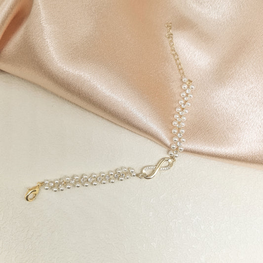 Handcrafted Elegant Infinity Pearl Bracelet