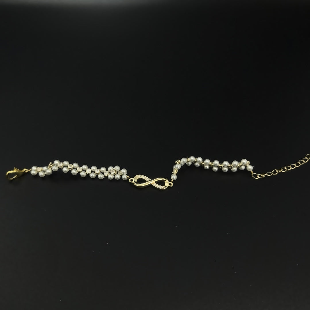 Handcrafted Elegant Infinity Pearl Bracelet