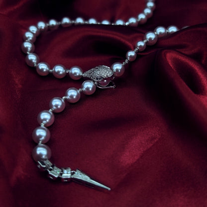Unique Elegant Simulated Pearl Necklace with Snake Head Clasp