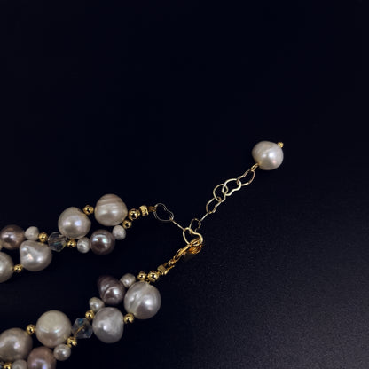 Elegant Handcrafted Pearl and Crystal Bracelet