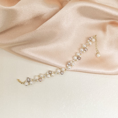 Elegant Handcrafted Pearl and Crystal Bracelet