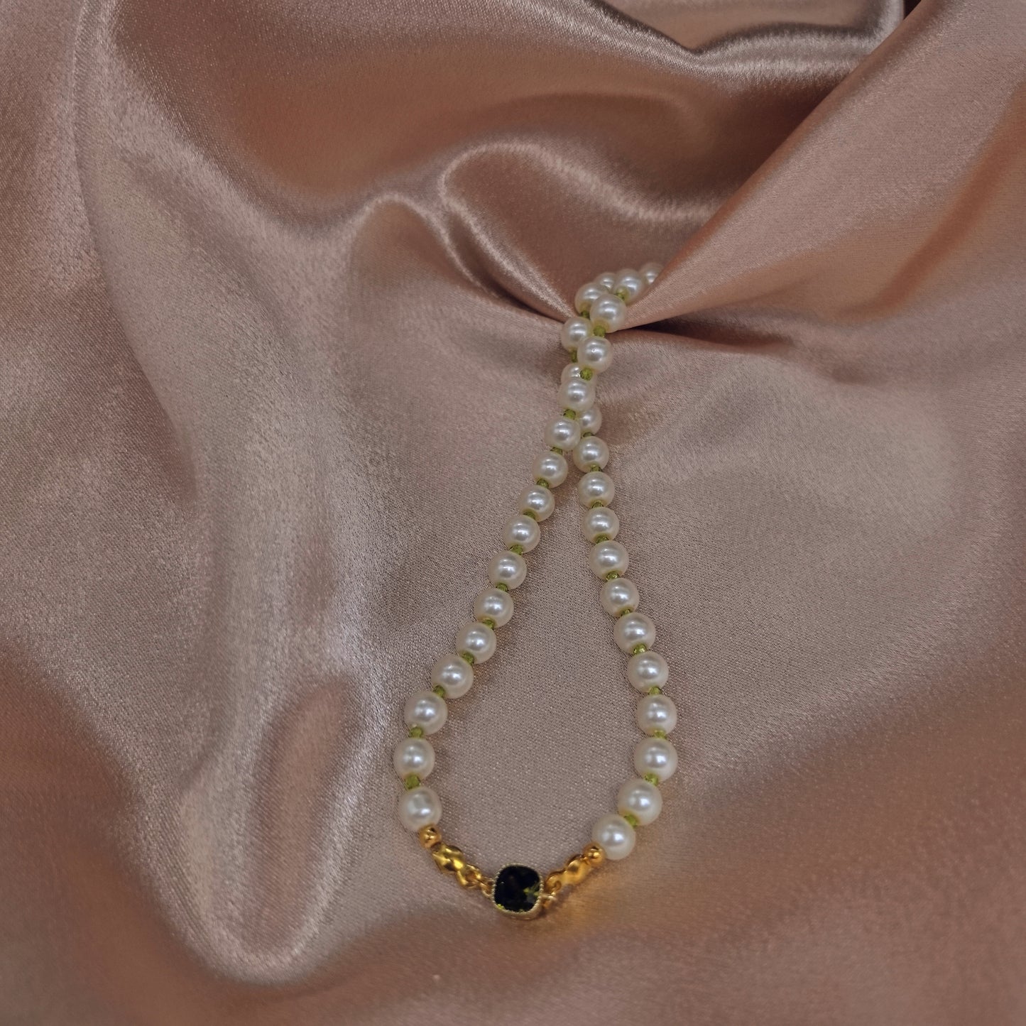 Elegant Pearl Necklace with Green Crystal Accent