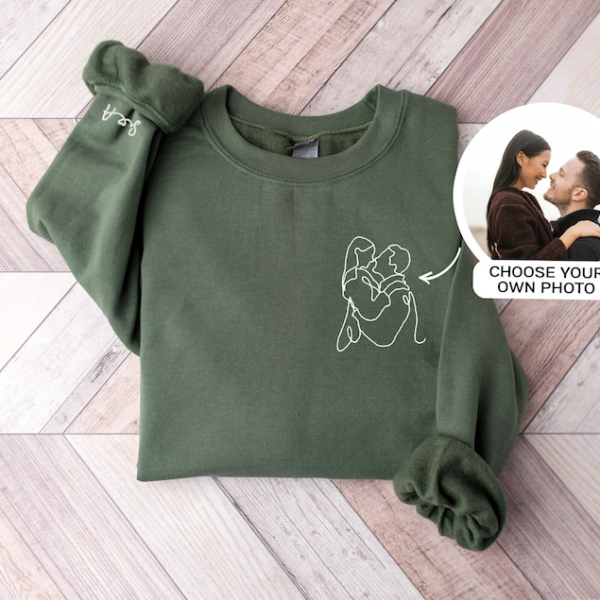 Custom Embroidered Portrait Sweatshirt from Photo. Personalized Couple Portrait Outline Sweatshirt
