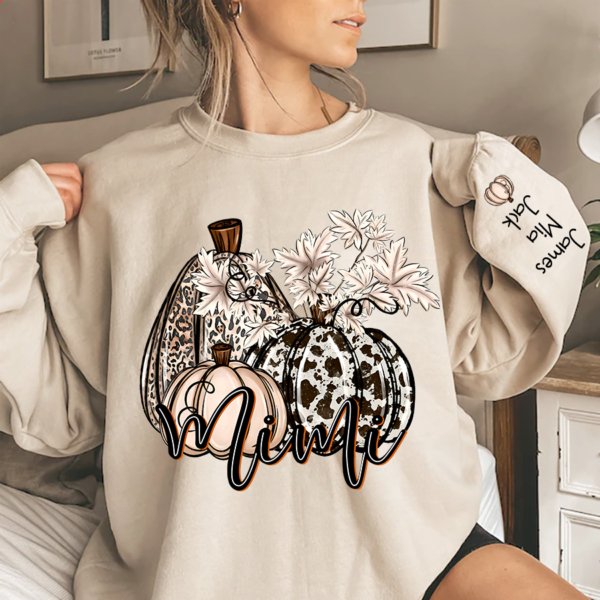 Personalized Mimi. Grandma cowhide pumpkin. Autumn Sweatshirt