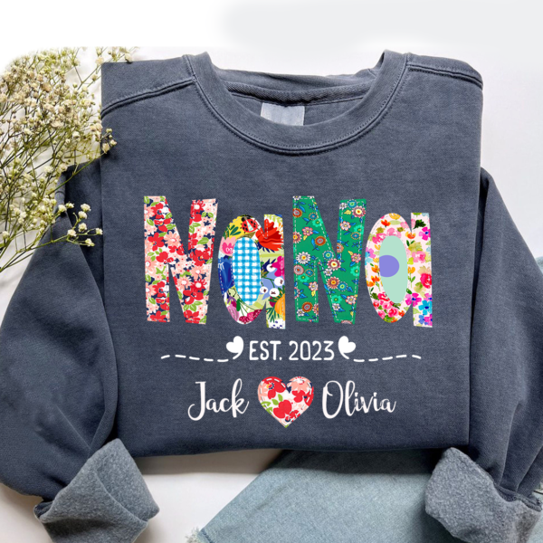Custom Nana Est Flower Trend 2024 Sweatshirt