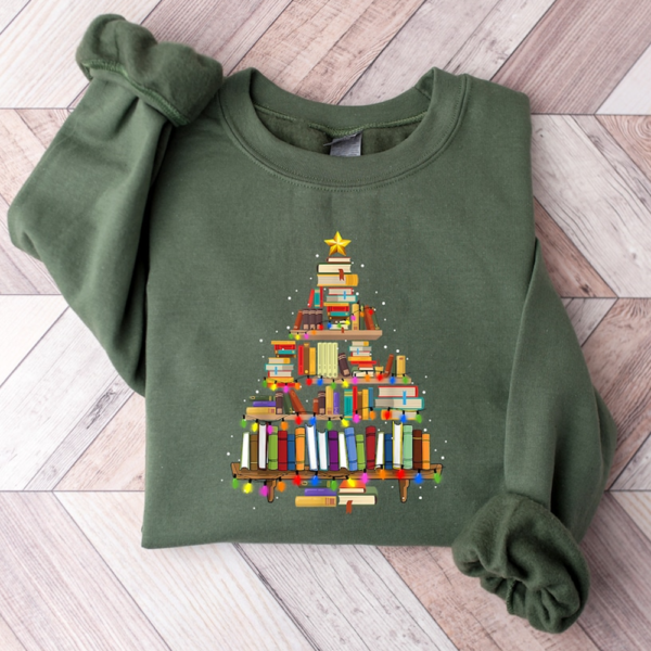 Christmas Book Tree Sweatshirt. Book Lovers Christmas Gift. Bookworm Christmas Shirt. Gift For Teachers.School Christmas