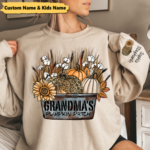Grandma's Pumpkin Patch Custom Name CTH01 Sweatshirt