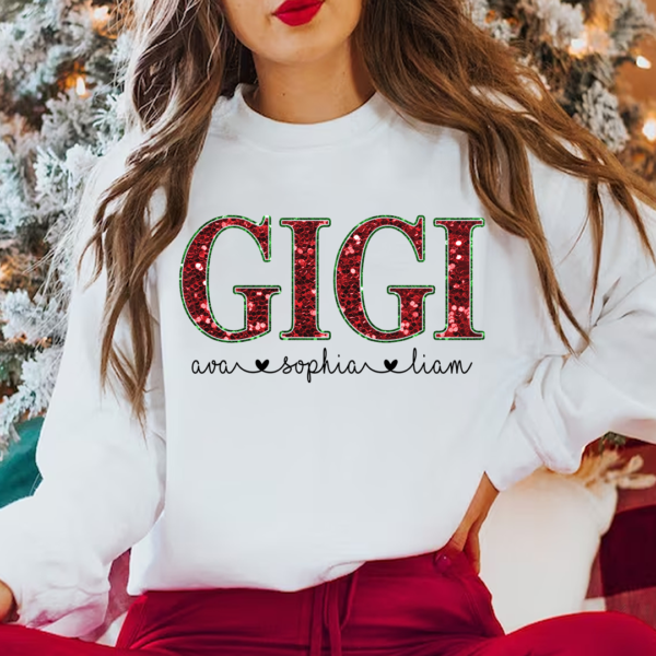 Personalized Gigi And Grandkids Christmas Sweatshirt