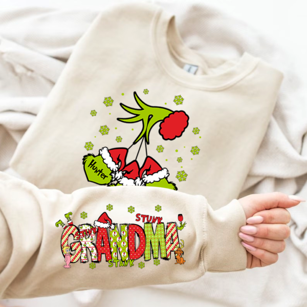 Personalized Family And Grandkids Christmas Sweatshirt