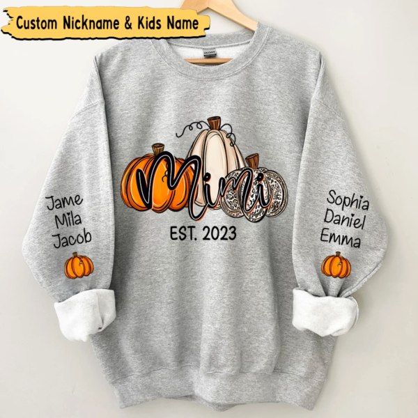 Personalized Mimi. Grandma Pumpkins Autumn CTH01 Sweatshirt